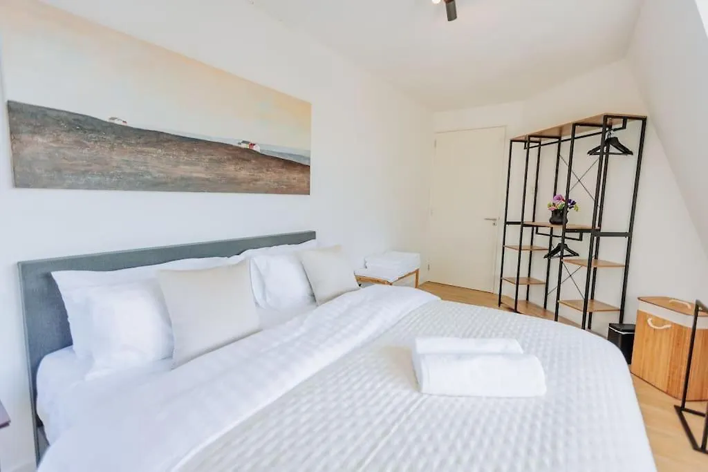 Brand New Bright & Luxurious Villa In Amsterdam! 0*, Amsterdam