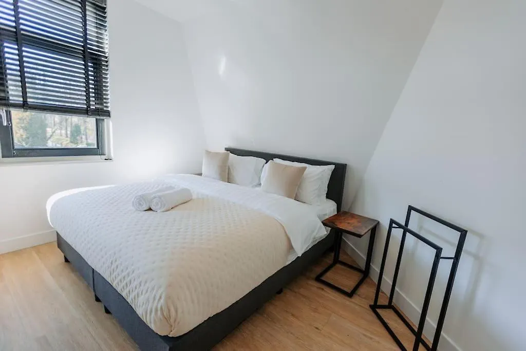 Brand New Bright & Luxurious Villa In Amsterdam!