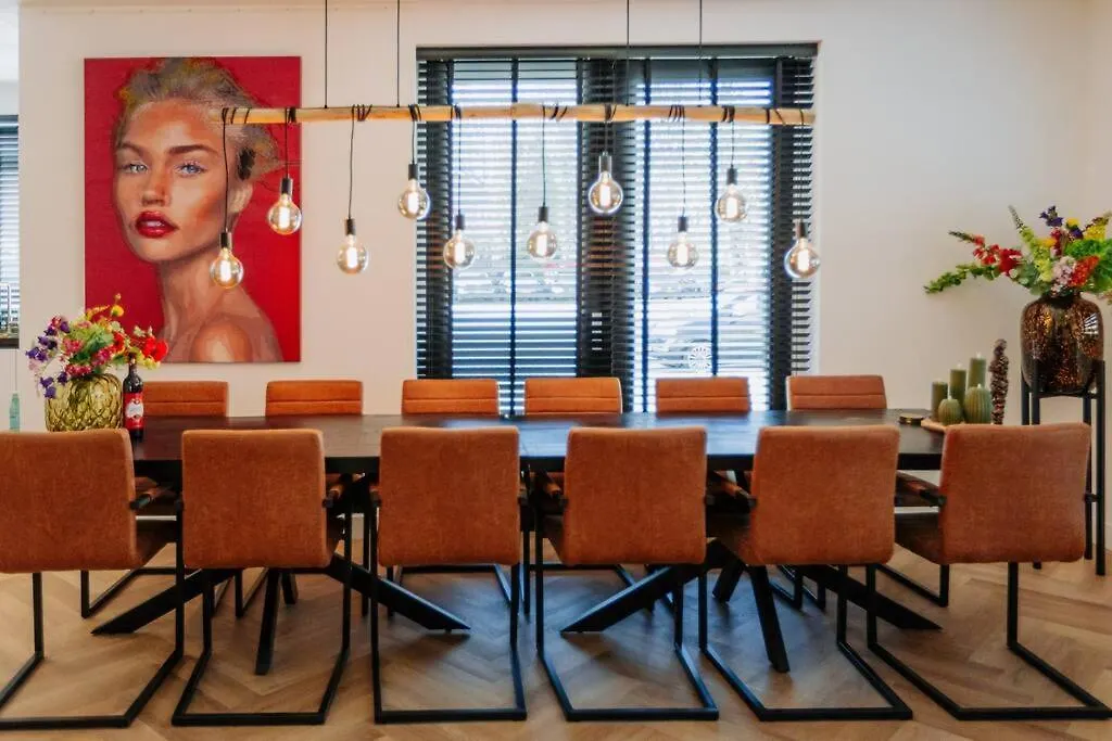 Brand New Bright & Luxurious Villa In Amsterdam!