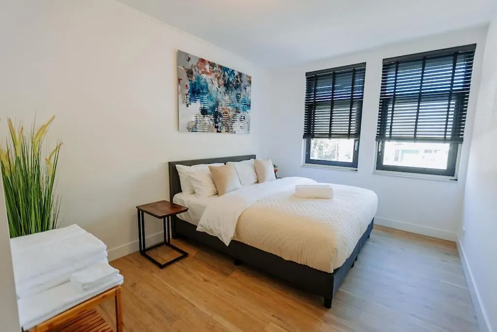 Brand New Bright & Luxurious Villa In Amsterdam!