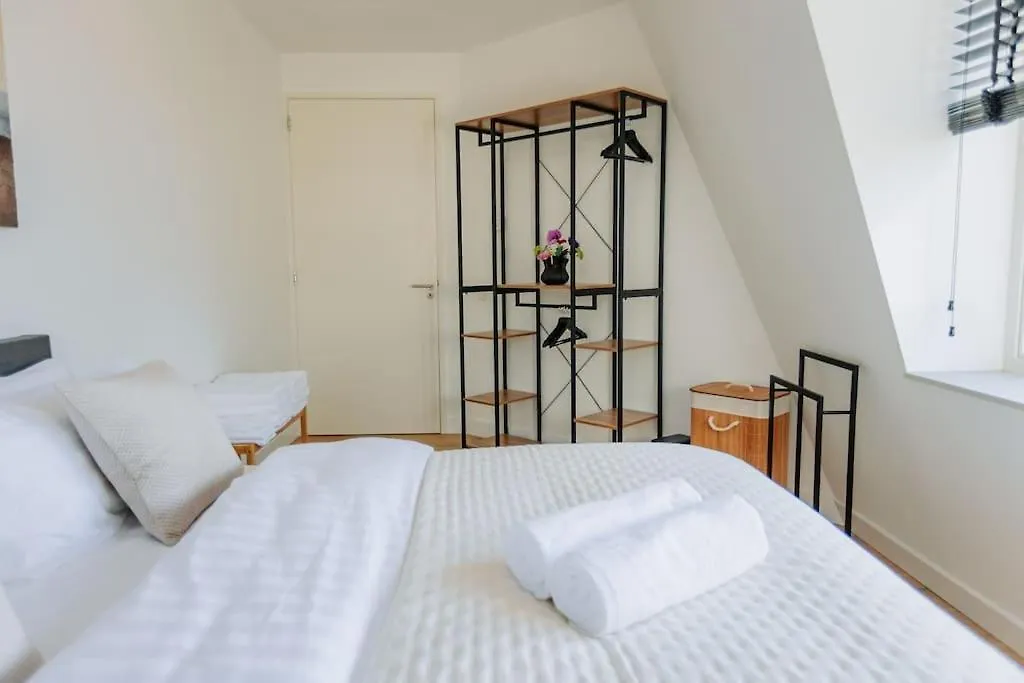 Brand New Bright & Luxurious Villa In Amsterdam!